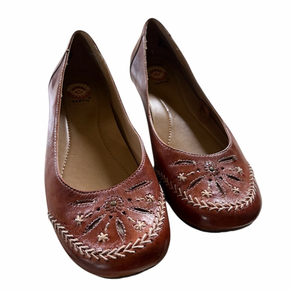 Earth Spirit “Natalie” Leather Ballet Shoes
